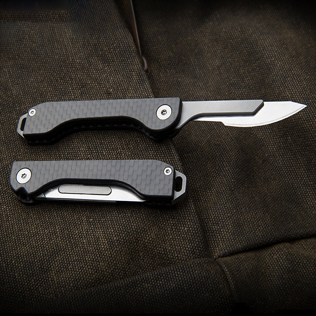 Carbon Fiber Pocket Knife