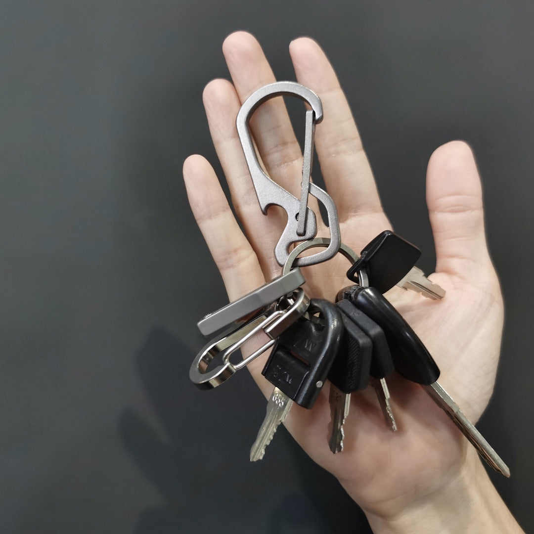 Titanium Carabiner + Bottler Opener